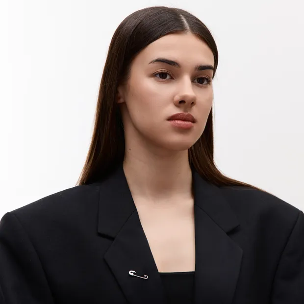 Срібна шпилька