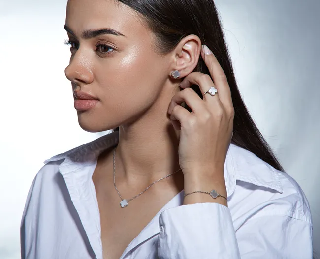 Срібний набір конюшина з перламутром та пакування з трояндою   зображення 3