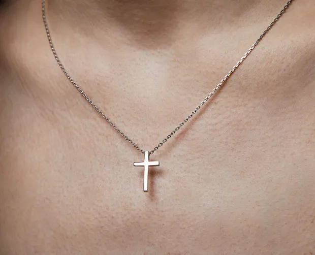 Silver necklace with a cross Style M