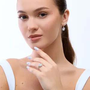 Подарунок для коханої срібний набір Смарагд Прозорий  зображення 3