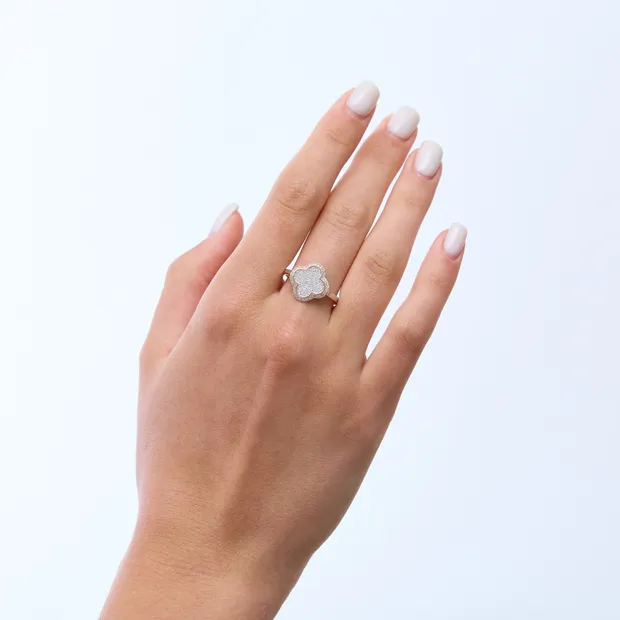 Срібна каблучка Конюшина всипана цирконієм