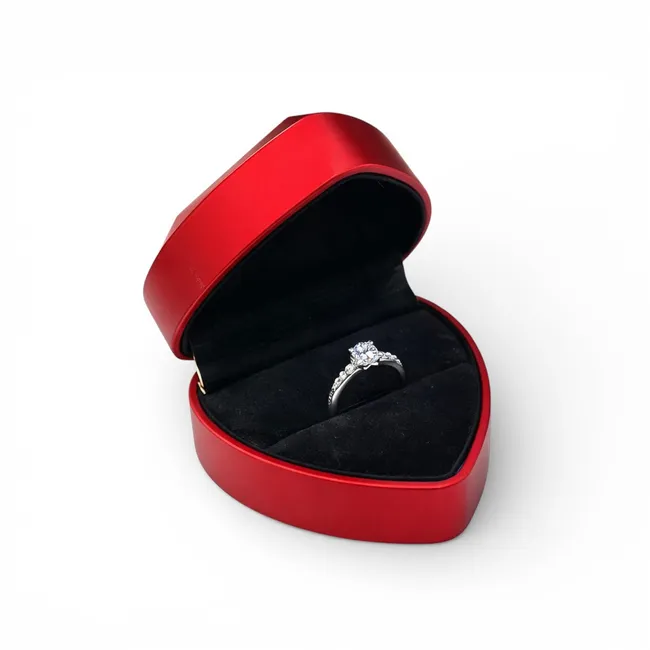 Срібна каблучка Ніжність та  Футляр з підсвіткою Сердечко Червоне 