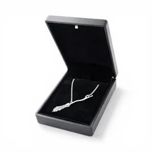 Подарунок для подруги Срібне кольє Мітла 