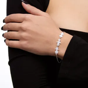 Срібний браслет для гравіювання з підвіскою Дві донечки та синочок  зображення 2