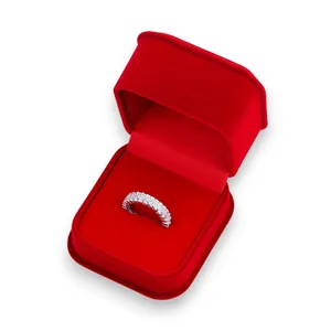 Каблучка з фіанітами та червоний футляр  зображення 2