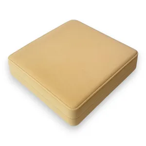 Футляр під набір бежевий 