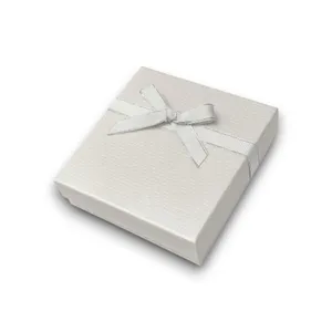 Коробка під набір  квадратна  зображення 5