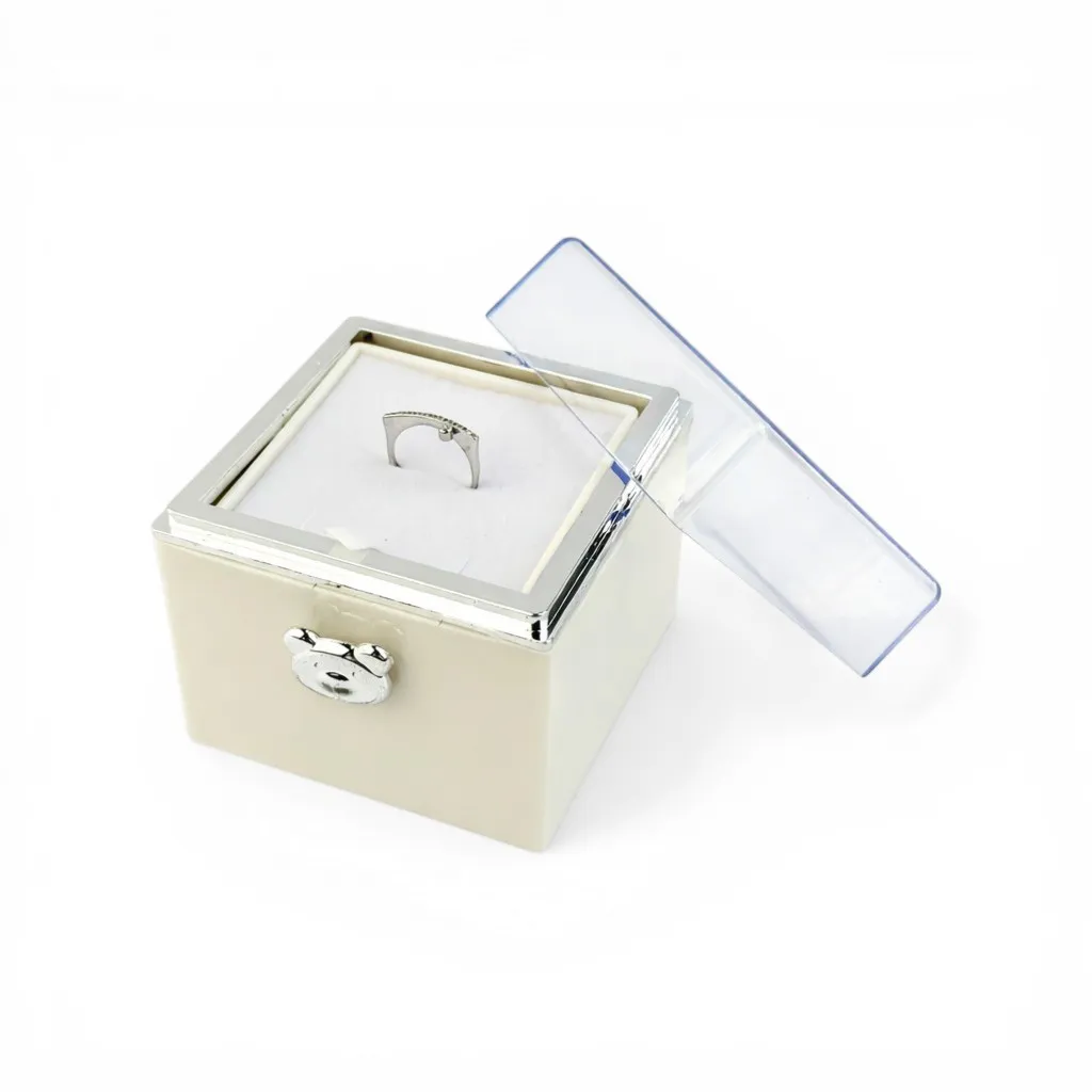 Подарунок для коханої срібна каблучка з вставкою Ангеліна