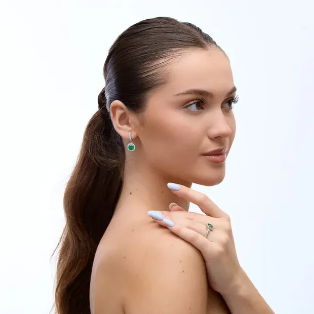 Подарунок для коханої срібний набір Смарагд Зелений