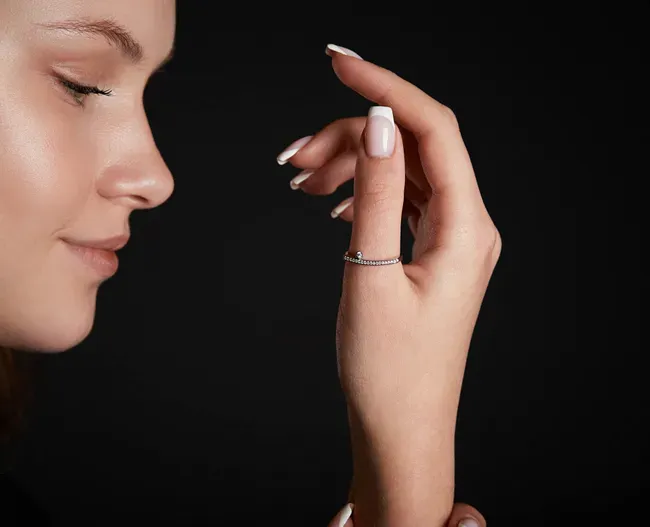 Подарунок для коханої срібна каблучка з вставкою Ангеліна  зображення 3