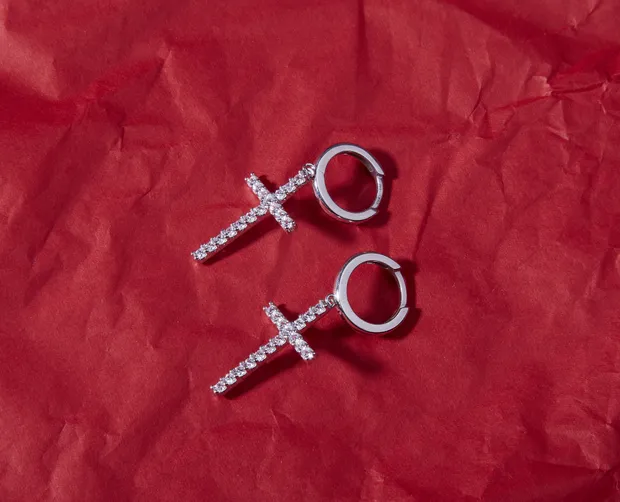 Срібні сережки конго Хрестики всипані цирконійом 1078.10С